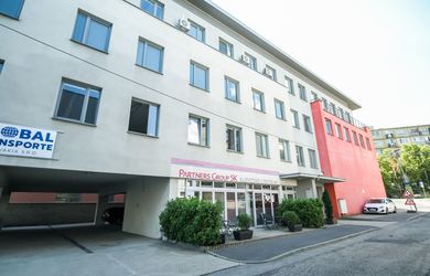 NA PREDAJ Polyfunkčná budova s výbornou dostupnosťou a investičným potenciálom | Bratislava – Nové Mesto
