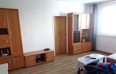 REZERVOVANÉ - predaj dvojizbový byt, 48 m2, Stupava, Hlavná ulica