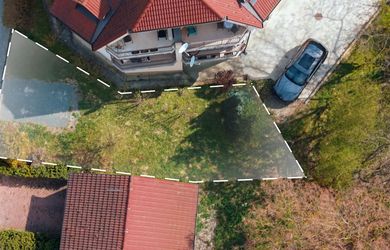 NA PREDAJ | Stavebný pozemok 132 m², Trenčín – Nad Tehelňou