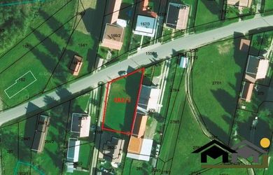 PREDAJ STAVEBNÝ POZEMOK, MÚTNE 661 m²