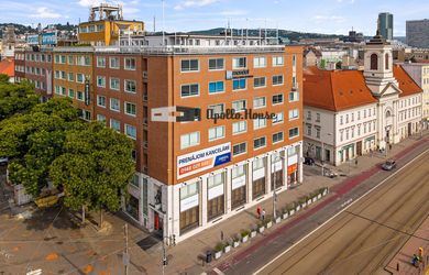 Kancelárie na prenájom v centre Bratislavy-Námestie SNP