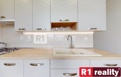 Pekný 3 izbový byt / 71,67 m2, GAŠTANOVÁ / Hlohovec