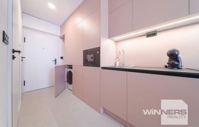 Zariadená garsónka s balkónom • Kysucká ulica • Terasa •