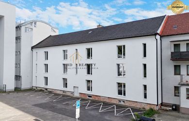 INVESTÍCIA, KTORÁ MÁ POTENCIÁL – OBJEKT S PREDPRÍPRAVOU 18 BYTOVÝCH JEDNOTIEK A NEBYTOVÝM PRIESTOROM