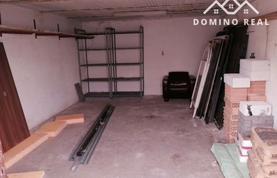 veľká murovaná garáž na predaj