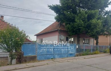 Predaj rodinný dom Černík, pozemok 2486m2, okr. Nové Zámky(254-12-JUF)