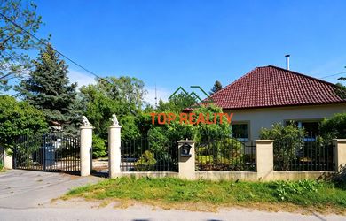 4-IZBOVÝ RODINNÝ DOM V OBCI TOMÁŠIKOVO