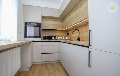 HALO reality - Prenájom, KRÁSNY trojizbový byt Papradno - EXKLUZÍVNE HALO REALITY