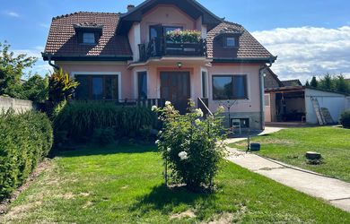 5-izbový rodinný dom na priestrannom pozemku