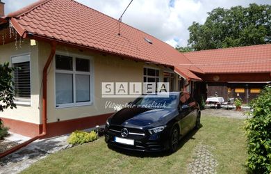 REZERVOVANÉ. Útulný rodinný dom, 130 m2, Hronské Kľačany, okr. Levice