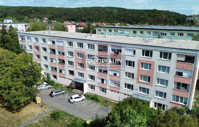 HALO reality - Predaj, štvorizbový byt Poltár, Sklárska - EXKLUZÍVNE HALO REALITY