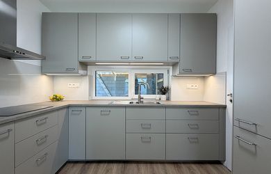 PRIESTRANNÝ 6-IZBOVÝ RODINNÝ DOM NA PRENÁJOM V KALINKOVE – NOVOSTAVBA 157 m²
