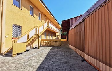 Predaj administratívny/ skladový/ výrobný objekt - areál, Furmanská ul., BA IV – LAMAČ, NOVOSTAVBA, alarm, celk.plocha 490m2, pozemok 677m2, stavba 20