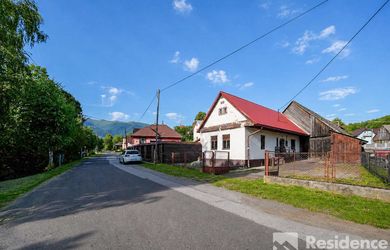 Rodinný dom s hospodárskou budovou v Jakubovanoch za cenu bytu