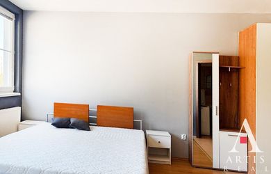 Ponúkame na prenájom pekný jednoizbový byt – apartmán na ul. Tr. SNP  - Terasa.