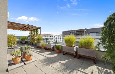 Bývanie s komfortom rodinného domu – 4-izbový byt (127,5m2) s 56m² terasou na skok do LESOV MALÝCH KARPÁT