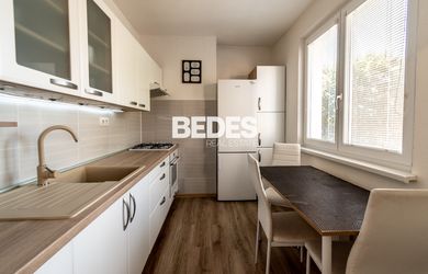 BEDES | Zariadený 3-izbový byt po kompletnej rekonštrukcií