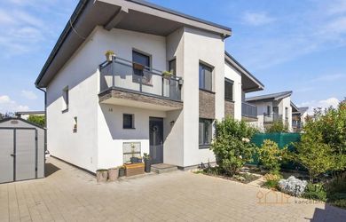 DVOJPODLAŽNÝ BYT 117 m2 V NOVOSTAVBE S POZEMKOM 423 m2_Lipová ul. Cífer