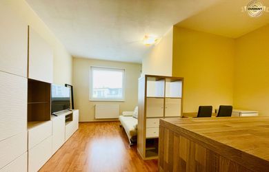 RentHub | Štýlový moderne zariadený 1-izb. byt | 30 m² | Senec