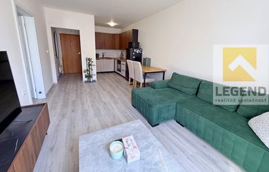 LEGEND - Slnečný 2i tehlový byt v NMnV - 50m2, terasa 31m2, zariadený, vlastné kúrenie