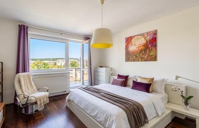 Privátne mestské pied-à-terre s panoramatickým horizontom v rezidencii KRAMER