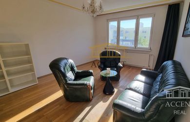 SLNEČNÝ 3-IZBOVÝ BYT (68 m²) V PÔVODNOM STAVE - DLHÉ DIELY