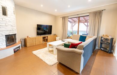 Ponúkame na predaj 4-izbový rodinný dom v Lúči na Ostrove | Pozemok 900 m²