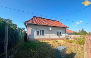 PREDAJ - Rodinný dom s veľkým pozemkom 3 137 m² v obci Obid