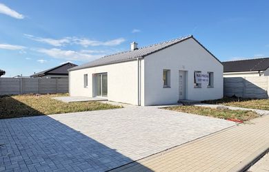 POSLEDNÝ VOĽNÝ SAMOSTATNÝ 5-IZBOVÝ DOM | ZIMNÁ UL. | KANALIZÁCIA | 480 m² POZEMOK