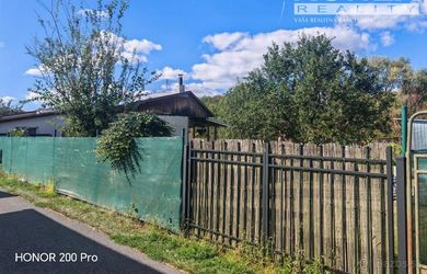 ID-4771 ZÁHRADNÝ POZEMOK 610 m² S MUROVANOU CHATKOU - Veľký Šariš