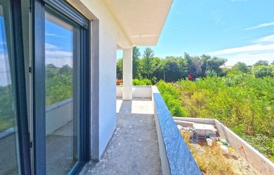 CHORVÁTSKO - 3 izbový apartmán - PRIVLAKA