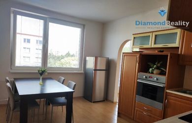 Na prenájom 2 izbový byt s balkónom, Hviezdoslavova, Senica