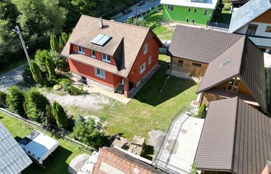 TARGETreal | Viacgeneračný rodinný dom v krásnej lokalite Terchová – Horná Tižina